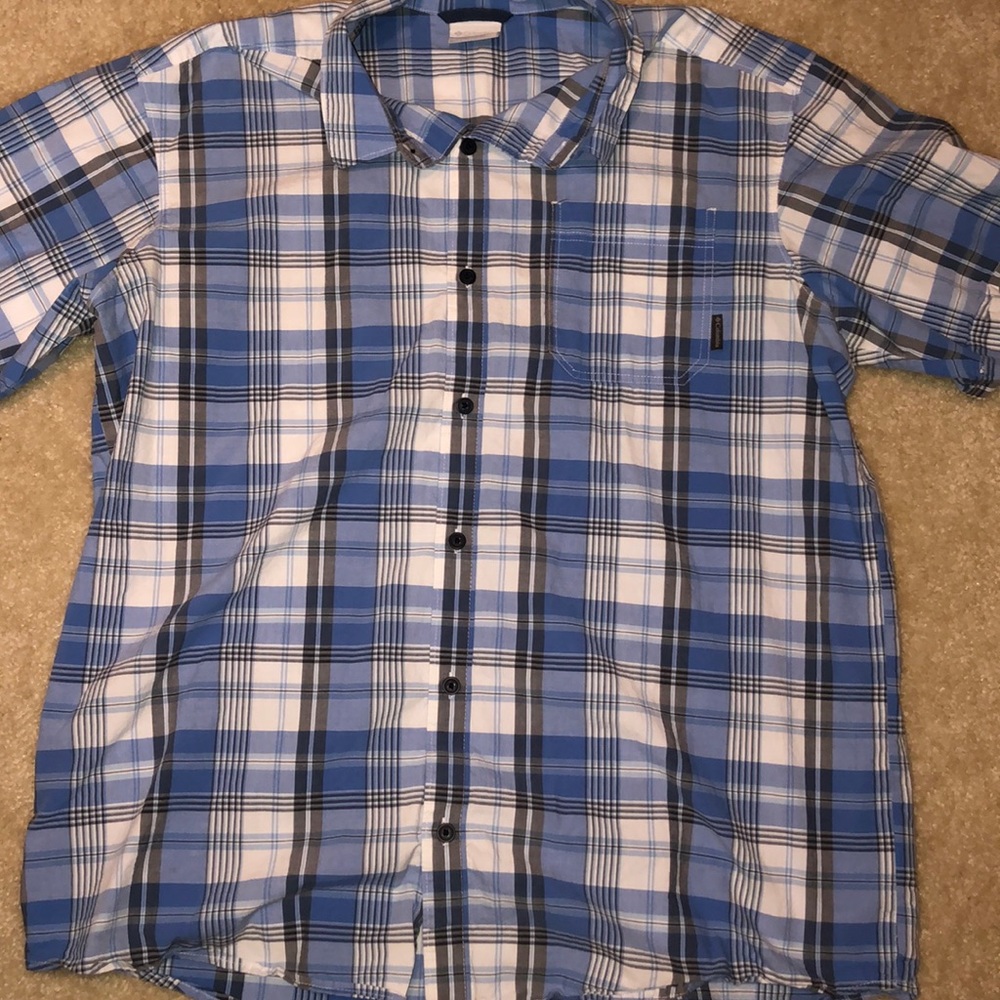 Columbia Short Sleeve Button Down Shirt